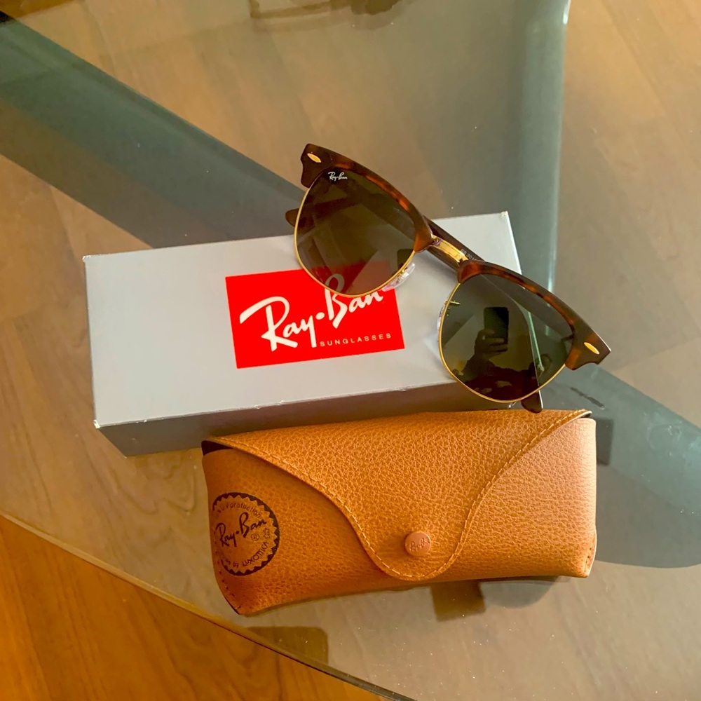 Classic Ray Ban Sunglasses. Tortoise with gold metal accents. New with box